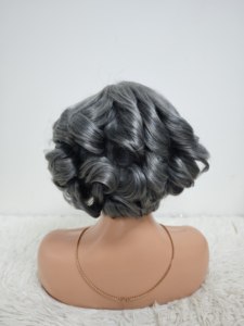 Promotion 47$ Letsfly Perruques colorées avec closure en dentelle 5x5, cheveux humains bouclés ondulés, perruques rebondissantes, densité 300%, couleur gris avec mèches - Product Image 5