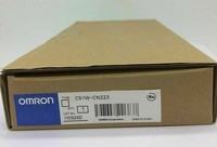 Câble de connexion CS1W-CN223 prêt à être expédié