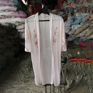 Fardos de ropa usada de Japón, mezcla de 45kg de segunda mano de primera calidad <span class=keywords><strong>solo</strong></span> para niños - Product Image 3