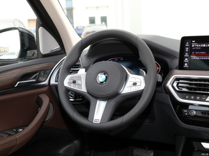 2024 <span class=keywords><strong>BMW</strong></span> X3 <span class=keywords><strong>Serie</strong></span> 3 XDrive30i M Sport SUV 2,0 T 245HP AWD híbrido con luz interior nuevo y usado hecho en China - Product Image 5