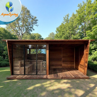 Sauna extérieur sur mesure de grande taille en bois massif de cèdre rouge avec pierres de sauna, sauna traditionnel pour villa et jardin