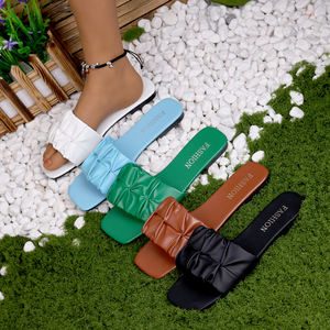 รองเท้าแตะลำลองมีจีบสำหรับผู้หญิง, ระบายอากาศน้ำหนักเบามีไซส์พิเศษรองเท้าแตะส้นเตี้ยสำหรับใส่ในฤดูร้อน - Product Image 1