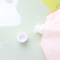 Emballages en aluminium personnalisés, sachets en plastique avec bec verseur pour boissons liquides, avec fond anti-fuite