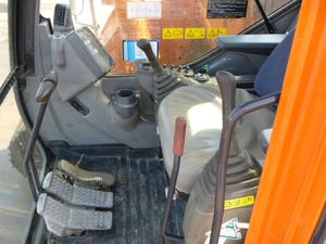 Excavatrice utilisée de Hitachi ZX135US - Product Image 5