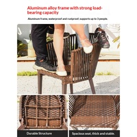 Ensemble table et chaises de jardin design nordique en rotin, construction anti-corrosion, pour jardin, cour, patio, balcon