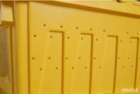 Conteneur en PP TSS-TBX avec couvercle attaché et parois latérales perforées, empilable et emboîtable, capacité de charge de 45 L, 30 kg, épaisseur de 2,5 mm, boîtes imprimées en soie