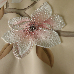 Zhenling Chinoiserie Papier peint en soie peint à la main avec broderie partielle - Product Image 6