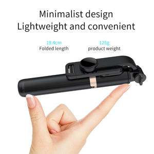 TOKQI-<span class=keywords><strong>Q03</strong></span> Perche à <span class=keywords><strong>selfie</strong></span> 3-en-1 : Trépied extensible, support pour diffusion en direct et télécommande sans fil pour téléphone - Product Image 2