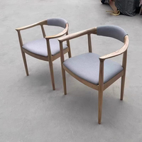 Chaise de loisirs moderne scandinave nordique avec dossier en cuir meubles de maison en bois pour ensemble de table à manger de restaurant et d'hôtel
