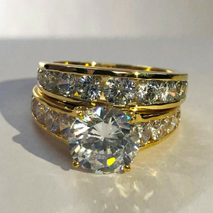 Set di Anelli Nuziali di Lusso con Zirconi per Donne, Anello Scintillante per Coppie, Gioielli alla Moda - Product Image 4