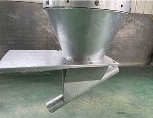 Новый тип кормушки для птицы с коническим дном для кормления и хранения силосов на птицефермах - Product Image 2