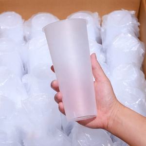 Gobelets en plastique jetables à paroi simple, droits, personnalisés, 16 oz, 18 oz, 24 oz, pour boissons chaudes, gobelets à café en PP givrés avec couvercles assortis, 90 mm - Product Image 2