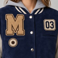 Veste de baseball unisexe en cuir et laine, brodée avec logo personnalisé, fabriquée par XUCHANG OEM, pour femmes, avec motifs graphiques de designer.