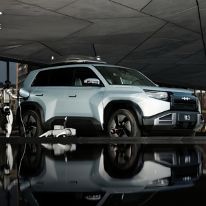 รถยนต์ BYD Tai 3 รุ่นใหม่ ปี 2025 พวงมาลัยซ้าย ขับเคลื่อนด้วยไฟฟ้าล้วน SUV ระยะทางวิ่ง 501 กม. ตามมาตรฐาน CLTC พร้อมระบบ DiPilot 100 ADAS ระดับ L2 ระบบกันสะเทือนแบบ Multi-link - Product Image 1