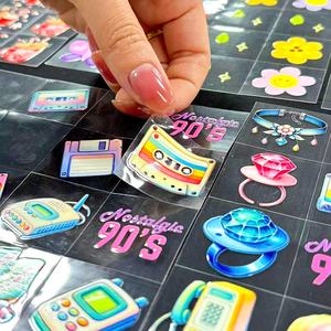 Vinilo UV Kiss Cut <span class=keywords><strong>para</strong></span> Envolver Vasos y Computadoras, Resistente al Agua, Fácil de Aplicar, Lavable y Duradero, 300-500 Lavados - Product Image 4