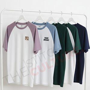 Camiseta Raglan Blanca de Algodón Pesado 100%, Camiseta Oversize con Estampado Patchwork para Hombre - Product Image 2