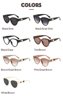 Lunettes de soleil carrées surdimensionnées pour femmes à la mode-Accent perle et coeur + bouclier UV400 pour la plage/vacances