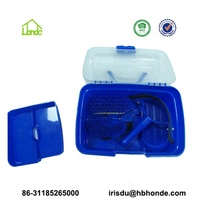 Boîte de toilettage pour chevaux avec brosse pour chevaux