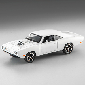 Chargeur <span class=keywords><strong>Dodge</strong></span> ZXY à l'échelle 1:32 | Modèle de jouet en alliage moulé sous pression American Muscle Car exquis | pour les marchés du Moyen-Orient et de l'Australie pour les garçons - Product Image 2