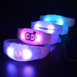 Bracelet lumineux LED activé par le son <span class=keywords><strong>Sunjet</strong></span> New Mini Tool Glow Stick pour événements et fêtes - Product Image 1