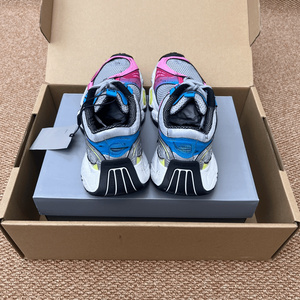 Chaussures décontractées style marche, baskets colorées respirantes à semelle épaisse, chaussures de luxe de créateur de qualité supérieure, baskets de course et de basketball - Product Image 4