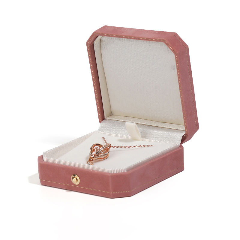 กล่องจี้สีชมพู