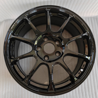 Jantes en alliage d'aluminium à rayons multiples 17x7.5 de 40 mm, finition noire intégrale, caractères fraisés en cuivre antique, lisses et neuves, garantie 3 ans
