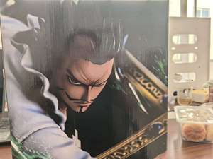 Offre spéciale 35cm 1 pièce <span class=keywords><strong>Dracule</strong></span> <span class=keywords><strong>Mihawk</strong></span> dessin animé Anime Statue PVC figurine Collection de poupées - Product Image 3