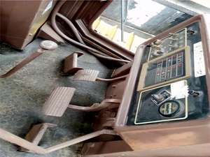 Chat d'occasion Caterpillar d5h Bulldozer Crawler fabriqué au Japon - Product Image 6