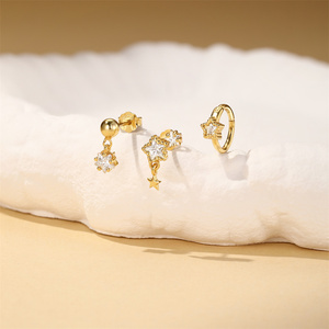 Ensemble de 3 boucles d'oreilles tendance plaqué or S925 avec étoiles et zircons cubiques, vente en gros - Product Image 3