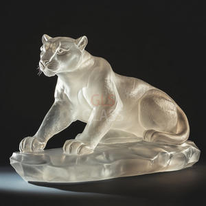 Ornement de guépard en cristal personnalisé sculpté à la main coffrets cadeaux de décoration intérieure avec logos autres produits d'artisanat en cristal - Product Image 6