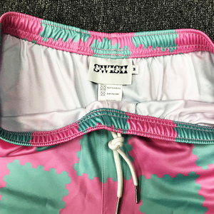 Pantalones cortos para correr personalizados de cintura media para hombre con decoración de rejilla vintage Pantalones cortos deportivos de lona no tejida para impresión por sublimación - Product Image 6