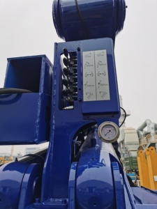 Remolques de Camión Semirremolque para Contenedores de 20 Pies y 40 Pies CIMC con Elevador Lateral Autocargable - Product Image 5