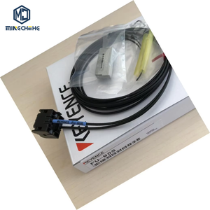 Presse hydraulique industrielle de haute précision FU-95S pour le formage des métaux, la compression des plastiques et la pressage de matériaux à usage général - Product Image 1