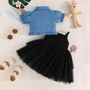 Set di Abbigliamento per Bambini 2 Anni, Stile Europeo e Americano, Pantaloni Floreali e Cappotto con Vestito a Bretelle in Rete e Fiocco in Poliestere - Product Image 5