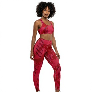 Leggings de yoga a rayas con sujetador deportivo a juego, de cintura alta, largos, de spandex y poliéster, elásticos en cuatro direcciones, con costuras en contraste. - Product Image 1