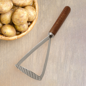 Triturador de Patatas de Acero Inoxidable, Triturador de Patatas <span class=keywords><strong>con</strong></span> Mango de Madera, Herramienta Manual de Cocina para Triturar Patatas, Aguacates y Verduras - Product Image 4