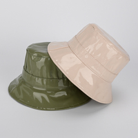 Chapeau Bob Imperméable Chic en Similicuir Brillant pour Femme avec Large Bord Uni, Style Hip-Hop, pour la Pêche - Vente en Gros