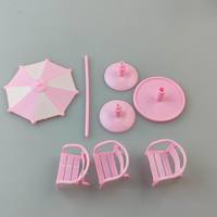 Ensemble de jouets de chaise de plage miniature rose, chaise longue miniature pour maison de poupée avec parasol et table