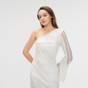 Robe moulante sexy pour femme, style Y2K, en crochet tricoté, à découpes et dos nu, pour le printemps et l'été, idéale pour la plage - Product Image 3