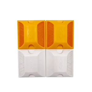 Reflectores de Carretera Resistentes y Duraderos, Amarillos y Blancos, de <span class=keywords><strong>ABS</strong></span>, IP68, Reflectantes, para Mayor Visibilidad Nocturna en Entradas de Vehículos - Product Image 4