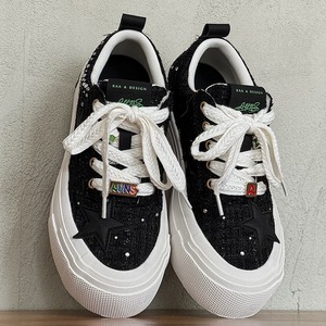 Nuevo diseño de edición limitada con estampado de estrellas, zapatillas de lona para hombre, estilo retro, suela gruesa, modernas, informales, para parejas. - Product Image 4