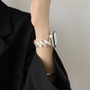 Bracelets de montre intelligents en métal pour femmes Lionorm, motif ondulé, pour Apple Watch Ultra 49 mm, bracelet en métal, bracelet de remplacement pour montre - Product Image 5