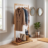 Porte-vêtements en bambou avec étagère à chaussures à lattes simples, tringle à vêtements autoportante avec barre supérieure découpée unique pour entrée