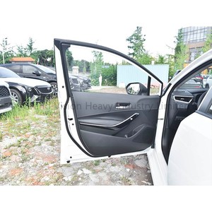 2025 To-yota Coro-lla 1.8L Motor dual híbrido inteligente Potente accionamiento eléctrico y cabina inteligente Vehículo urbano de cercanías - Product Image 5