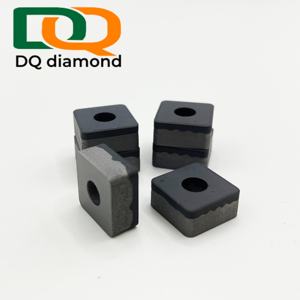 Cortador DQ Diamond <span class=keywords><strong>2026</strong></span> (<span class=keywords><strong>PDC</strong></span>) Quadrado com Furo, Compacto de Diamante Policristalino Premium para Ferramentas de Mineração e Corte de Mármore - Product Image 1