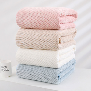 Serviette de bain en polaire corail 400G 500G séchage rapide couleur unie rectangulaire pour usage domestique ensemble de serviettes pour adultes - Product Image 1