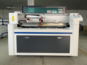 เครื่องตัดและแกะสลักด้วยเลเซอร์ CO2 รุ่น RONMACK RM-1325-300PT - ระบบอัตโนมัติสำหรับไม้ หิน ยาง คริสตัล - Product Image 2