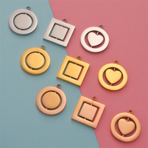 Pendentifs en forme de cœur ronds pour enfants en gros, breloques en acier inoxydable poli miroir pour la fabrication de bijoux - Product Image 1