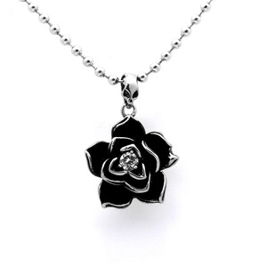 Yunnique-collar con colgante de flor de acero inoxidable de estilo Retro para mujer, con bisel de diamantes blancos, joyería de regalo - Product Image 1